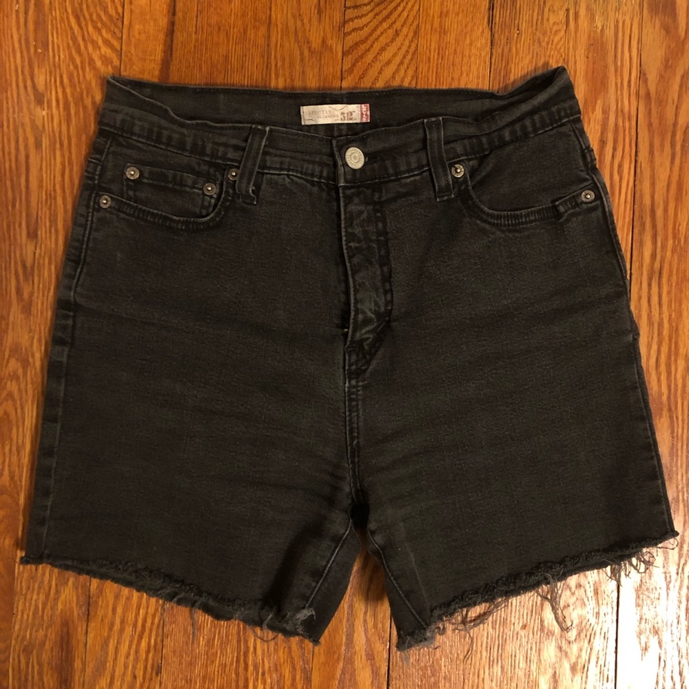 Levi’s 512 Cutoff Black Jean Shorts